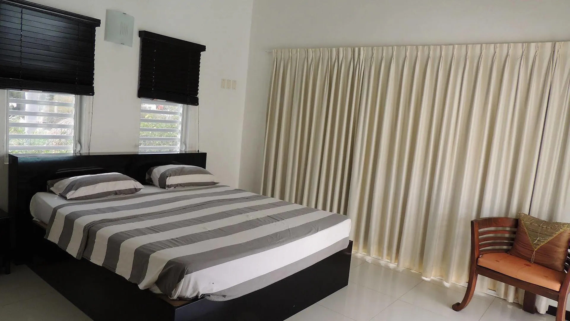 Bed & Breakfast Sun Sea Sleep B&B Willemstad